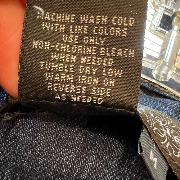 Live A Little Women's Blue Denim Jacket Size M - Picture 6 of 6